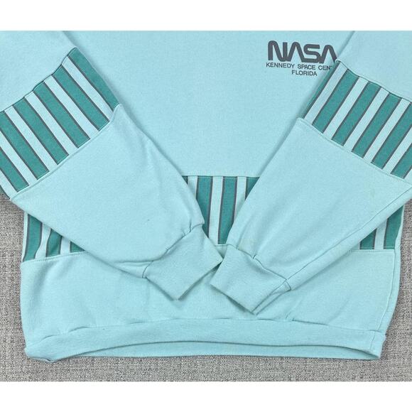 Vintage NASA Sweatshirt Womens Medium Kennedy Space Center Florida Made USA 80s - Picture 6 of 15
